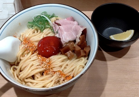 まぜそば 渋谷でNo. 1の絶品まぜそば 1度食べたらトリコになること間違いなし