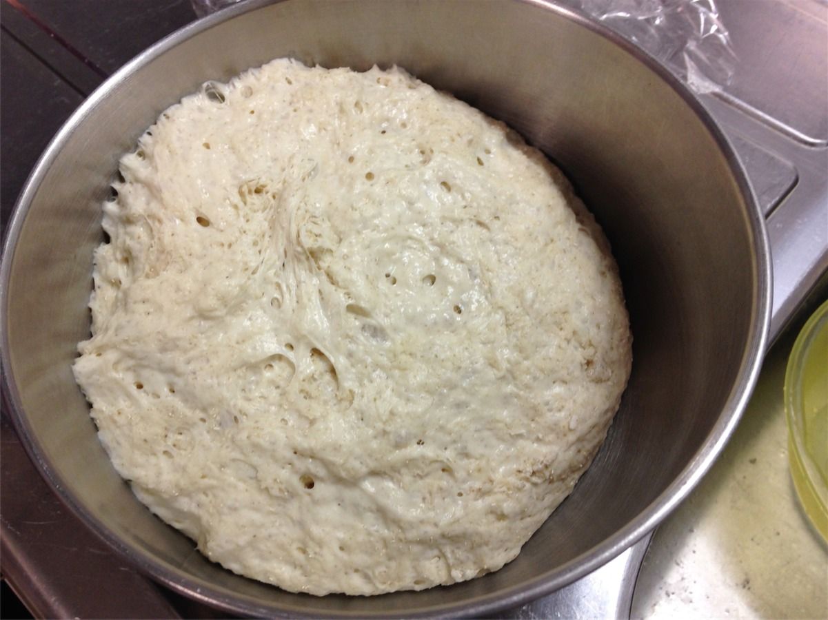 ダッチオーブンで パン ド カンパーニュ を焼く パン業界を応援する社長 古田 高浩 ブログ