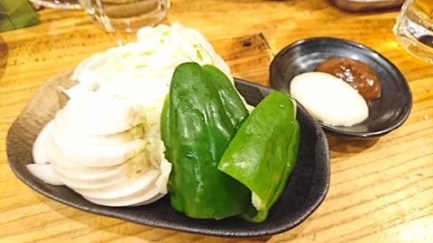 よし田：③生野菜盛250円180916