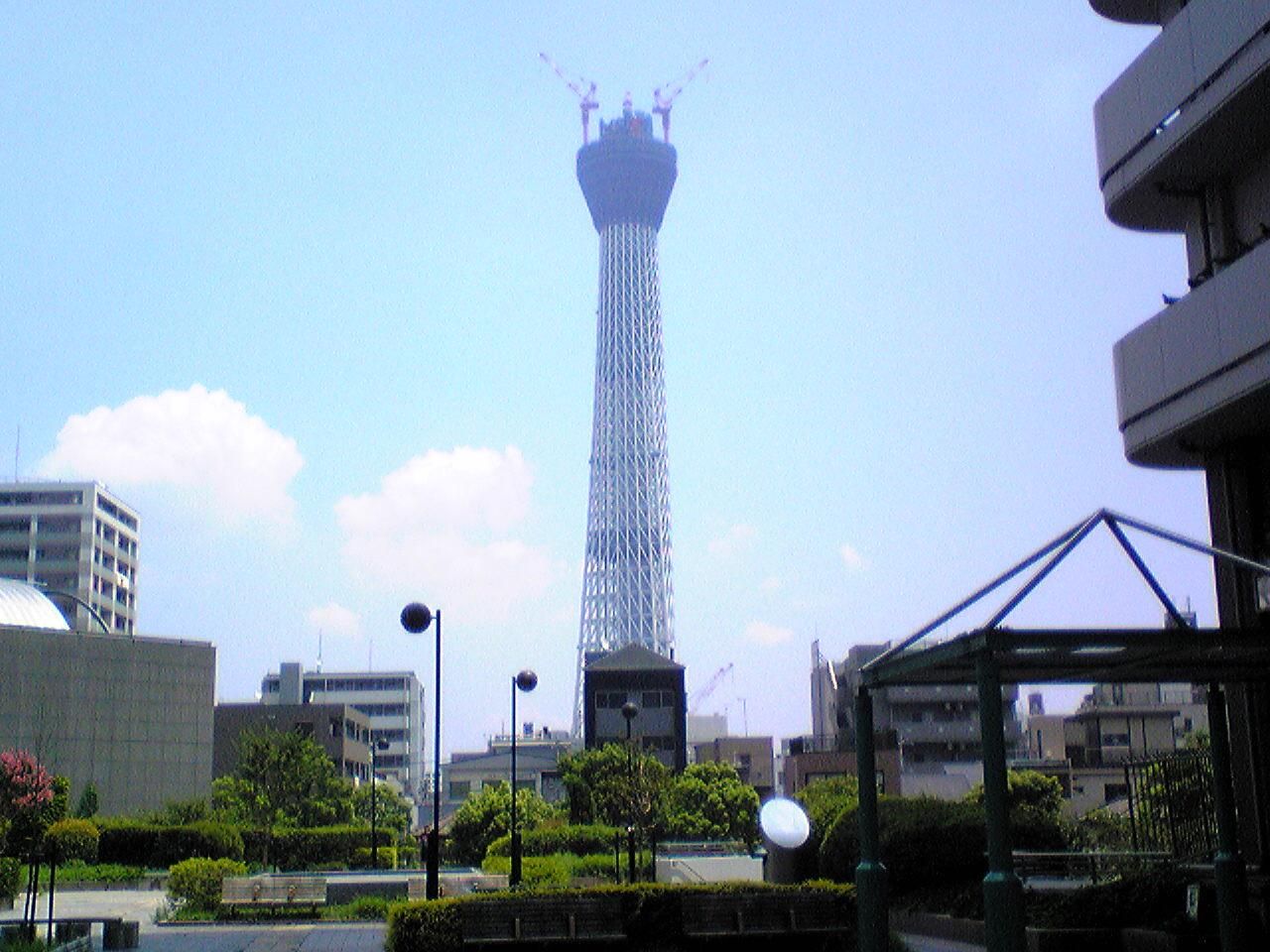 朝日新聞デジタル写真特集「東京スカイツリー 建設中の姿とらえ
