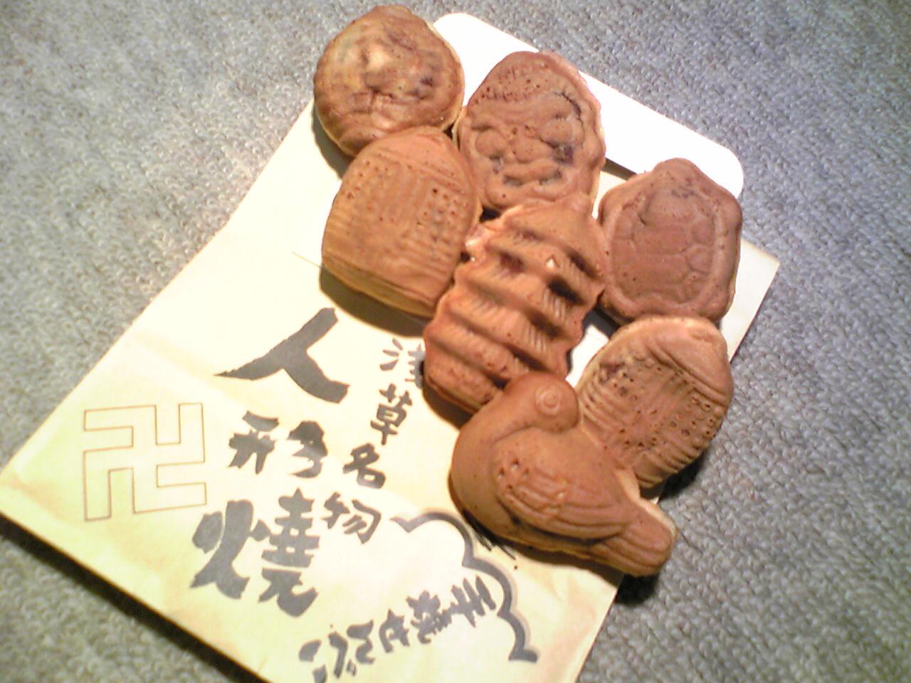 手焼きせんべい 人形焼 亀屋 浅草 続 下町外飯徒然草