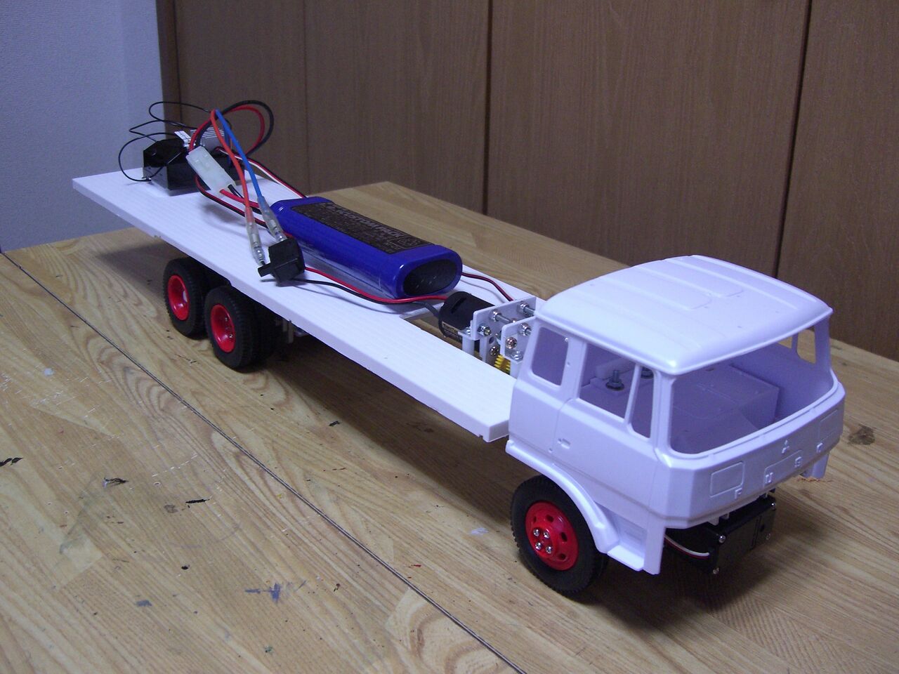 1/20一番星号ラジコン化作戦 その5 走る構造の完成とサイドバンパーの 