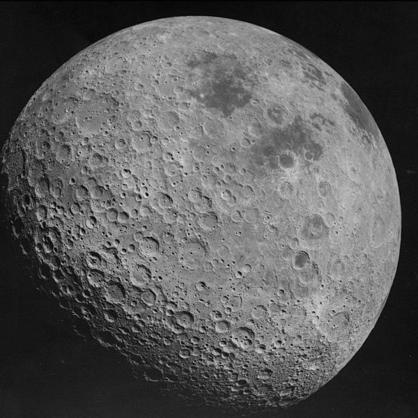 月の裏側を探査する衛星を打ち上げ成功　サンタクロースはいるのか！？