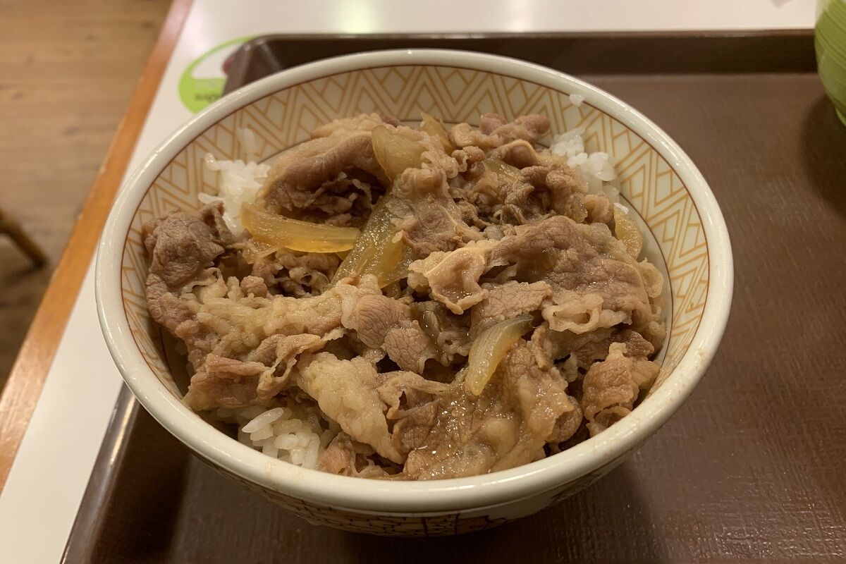 【画像】すき家さん、＋30円で味噌汁をとんでもないものに変更できる