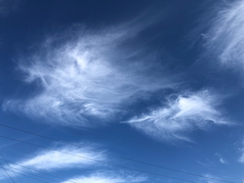 211008雲5
