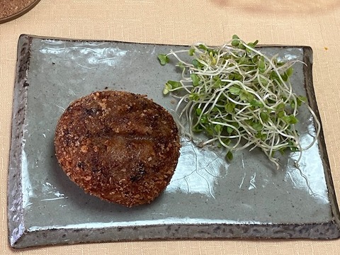 タカキビコロッケ