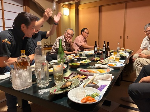 27懇談会9