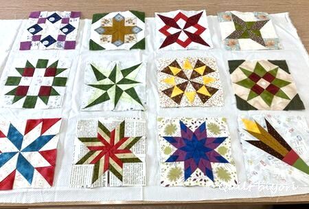 個性的な星のパターンでタペストリーを : 猫日和。キルト日和。