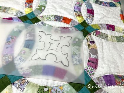 ダブルウェディングリングのタペストリー キルトが進みました : 猫日和