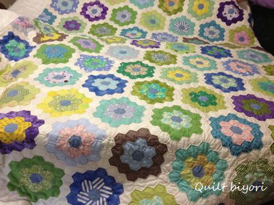 サンプラーパターン「踏み石」&春色のグランドマザーズ・フラワー