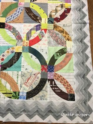 ダブルウエディングリングのタペストリートップ完成＆キルトの