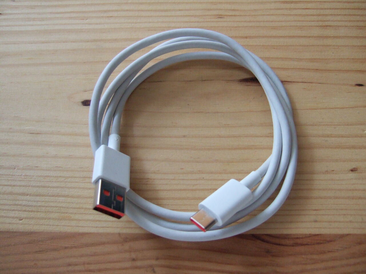 【美品】Xiaomi Mi 11 Lite 5G　2023年購入　純正充電器付き 美品】Xiaomi Mi 11 Lite 5G2023年購入純正充電器付き