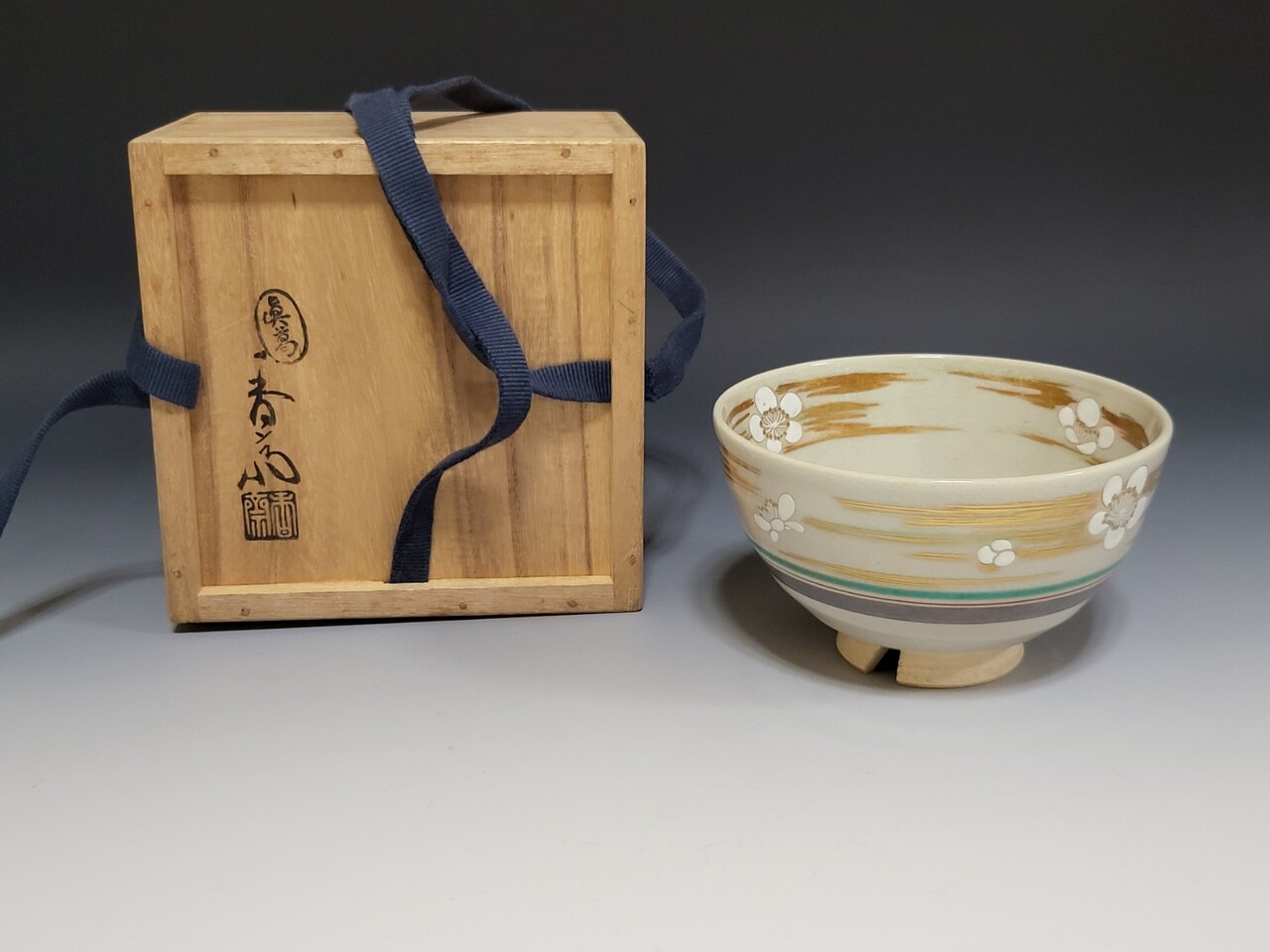 茶道具　梅茶碗 月光梅月茶碗 茶器＆茶道具 抹茶碗 - Sazen Tea