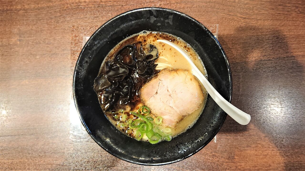 らーめん専門店 小川 厚木小野店 为拉面服务 厚木