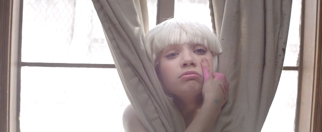 動画 Sia新mvは11才の天才ダンサーmaddie Zieglerを起用 One Step News