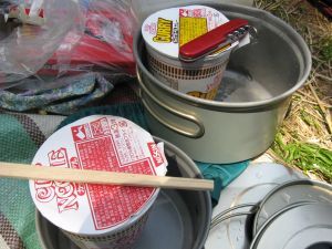 カップラーメン登場