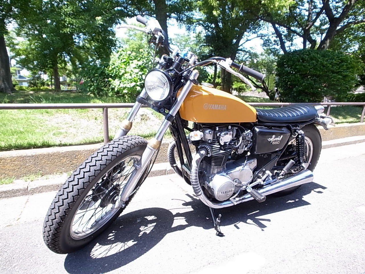 XS650 タンク取り付け 完成! : m_o_t_o_s_h_i 道楽日記 XS650 タンク取り付け 完成! : m_o_t_o_s_h_i 道楽日記