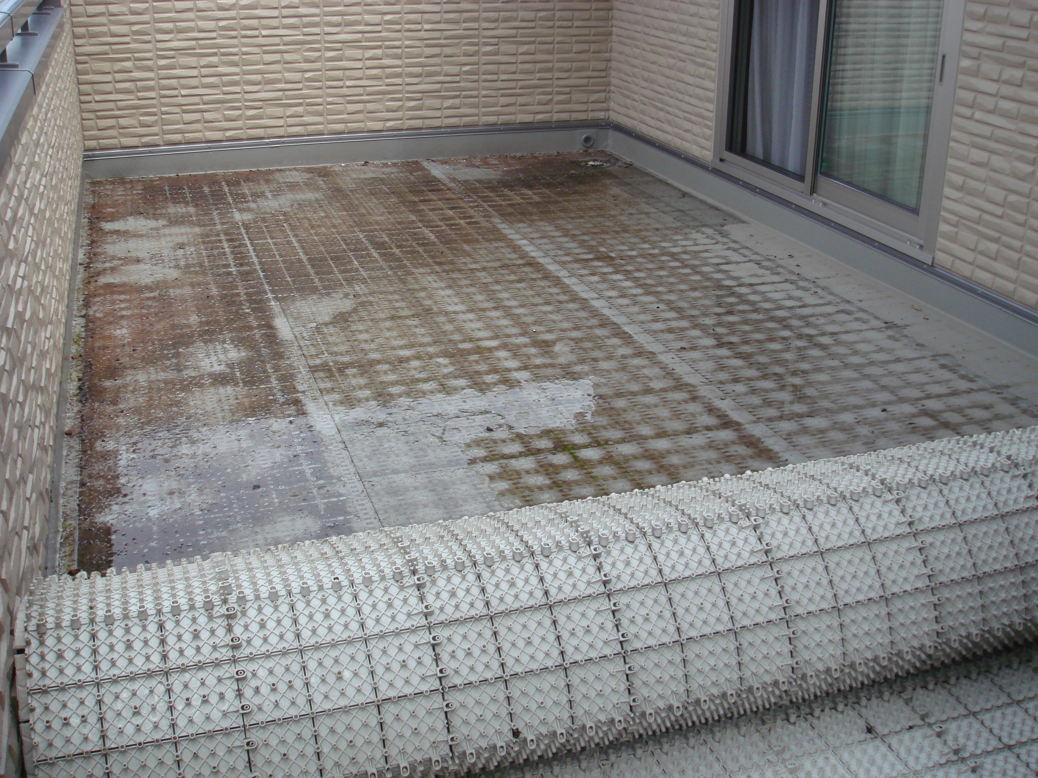 ベランダの掃除 なつめぐのお部屋