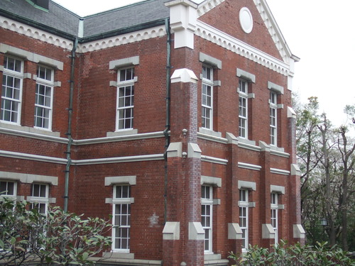 2008_0402H19��0095