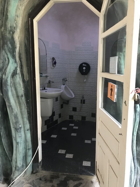 EECBA36F-465A-464C-B082-8D0D000E3741