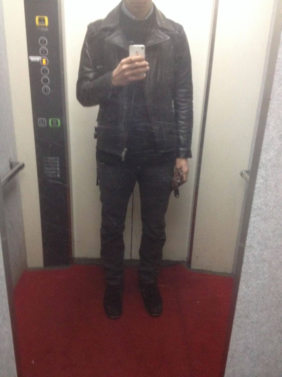 ライダースジャケットの着こなしどうよ スナップ自撮り モテ服速報 メンズファッション