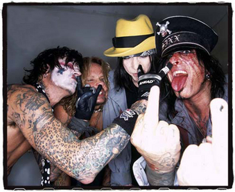 motleycrue_03.jpg