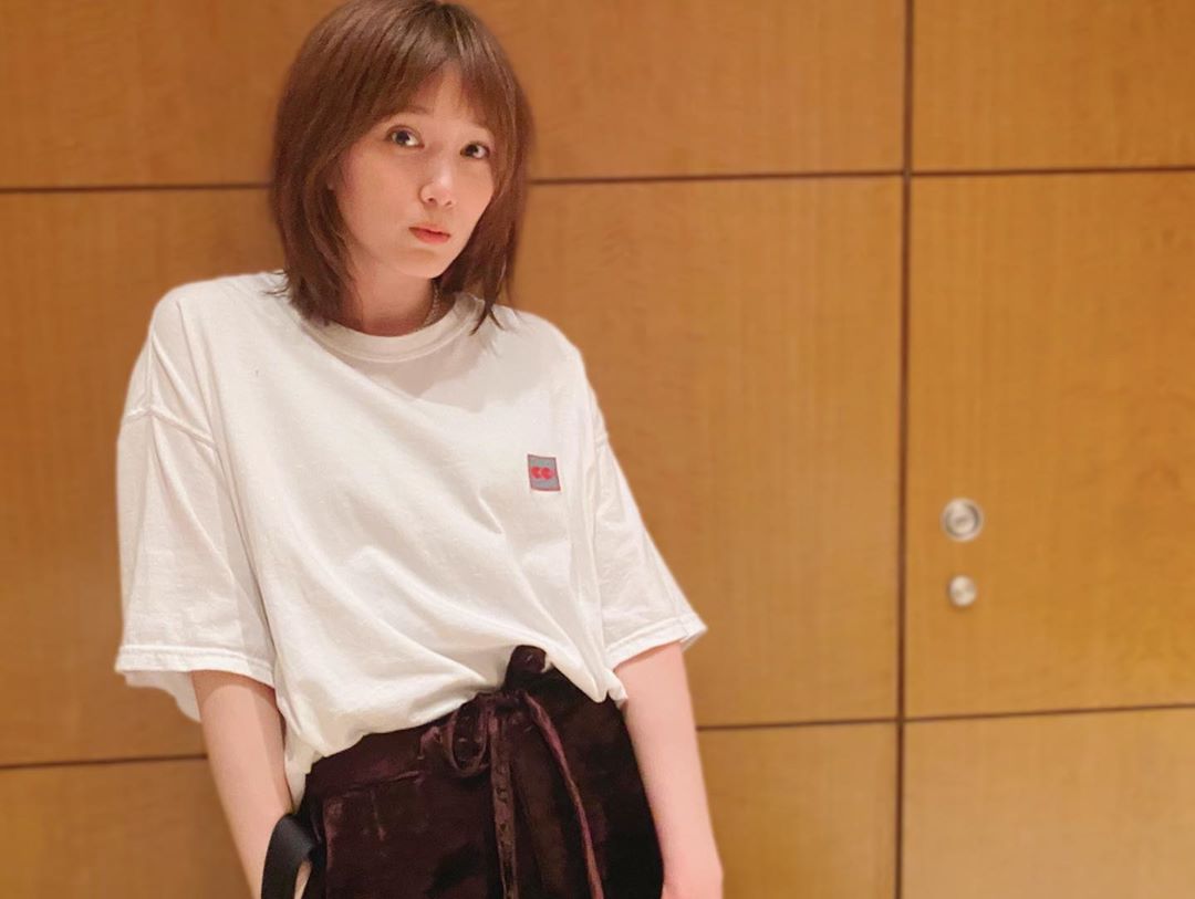 本田翼 メンズlサイズの私服披露 髪をかき上げた姿に うなじが綺麗 の声 ニュース情報まとめサイト 本田翼 メンズlサイズの私服披露 髪をかき上げた姿に うなじが綺麗 の声 ニュース情報まとめサイト
