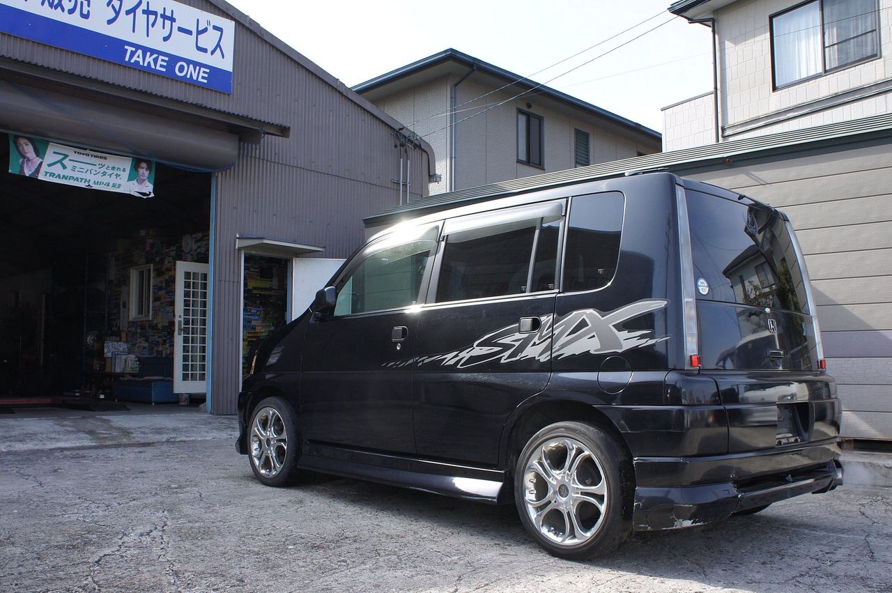 セントルイスブライト : 車屋なのに☆ハモンドオルガン演奏？ガレージ 