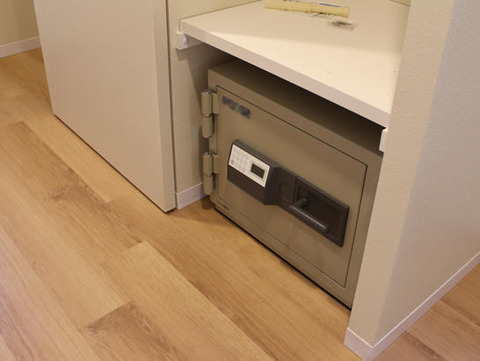 162848692139075910110-thumbnail2