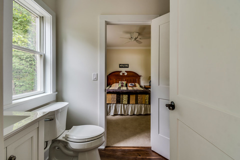 20240506USAトイレ-1396959486