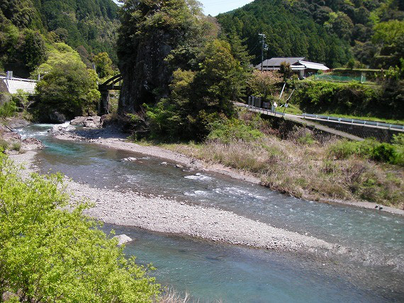 6102660e.jpg