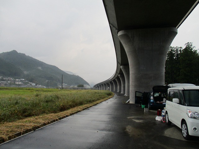 70219f27.jpg