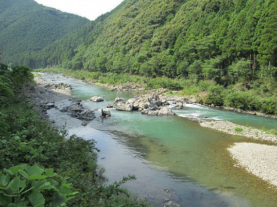 7f9777ac.jpg
