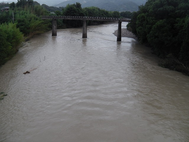 80f373f0.jpg