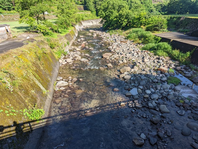 PXL_20220526_230445892