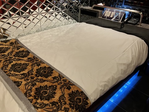 F269E6D2-C52F-42DA-98C1-AFFCC578E0F8