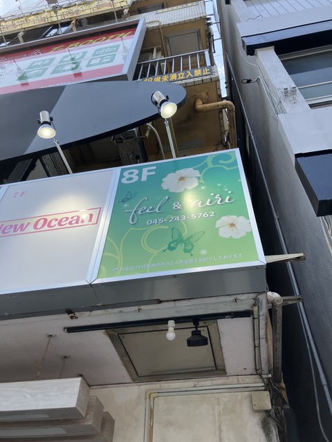 D9DF05A8-2B2D-4F27-A4D1-C3EC72FE5942