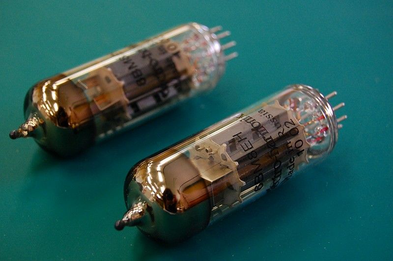 TU-870R 6BM8真空管ステレオパワーアンプ キットの TU-870R 6BM8真空管ステレオパワーアンプ キットの
