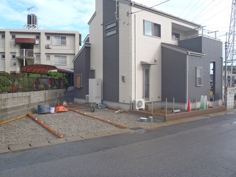 車庫枠組み