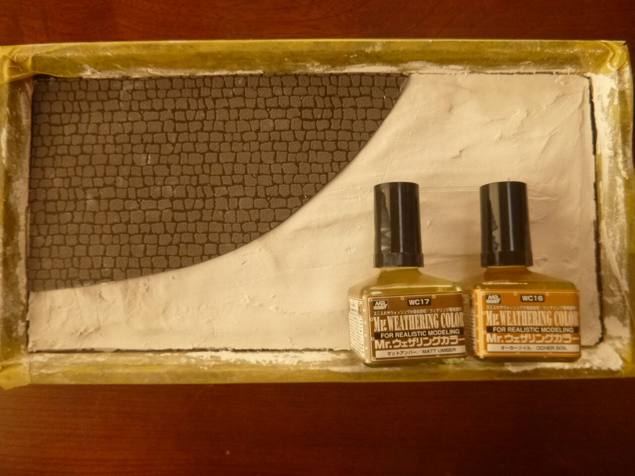 ジオラマ地面づくり ドイツ陸軍 1トンハーフトラック Sd Kfz 10とドイツ歩兵部隊 イタリア戦線1943 ウェザリングカラー おばあちゃんからの贈り物 ４９歳で復活したプラモ魂