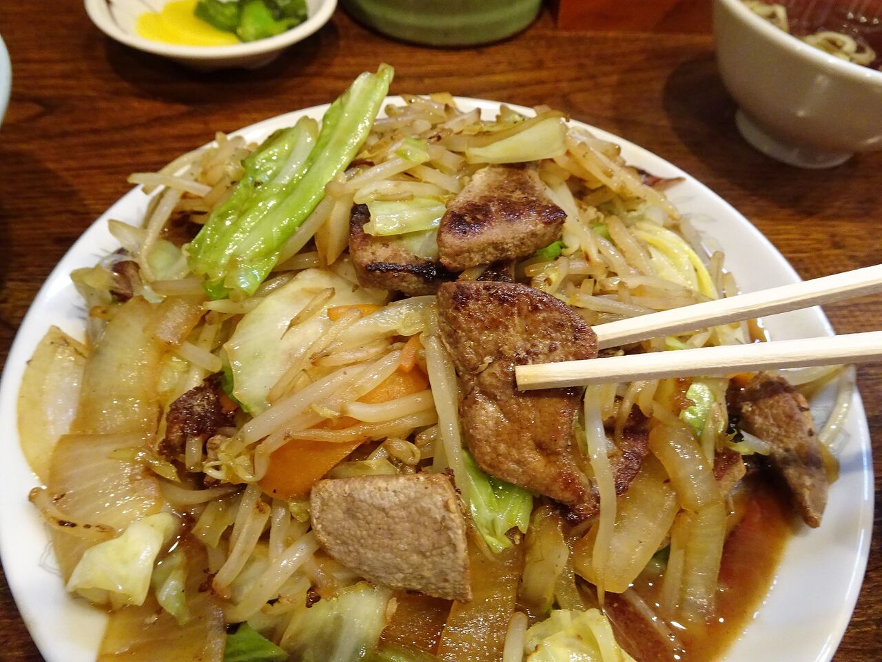 喜多見の 栄華 で デカ盛りレバ炒めライス Gakudaiの週末はデカ盛り 喜多見の 栄華 で デカ盛りレバ炒めライス Gakudaiの週末はデカ盛り