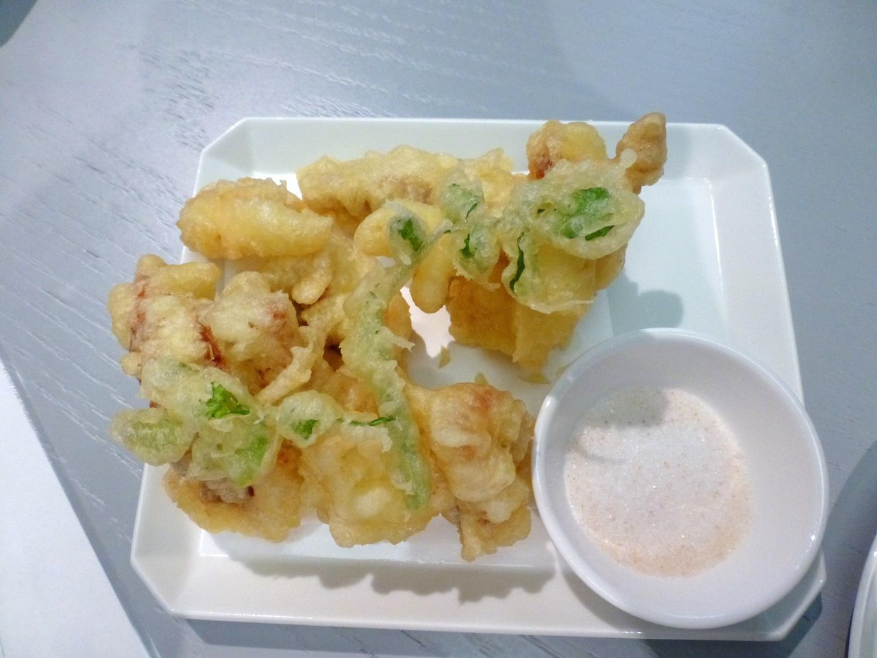 呼子イカのゲソ天ぷら480円