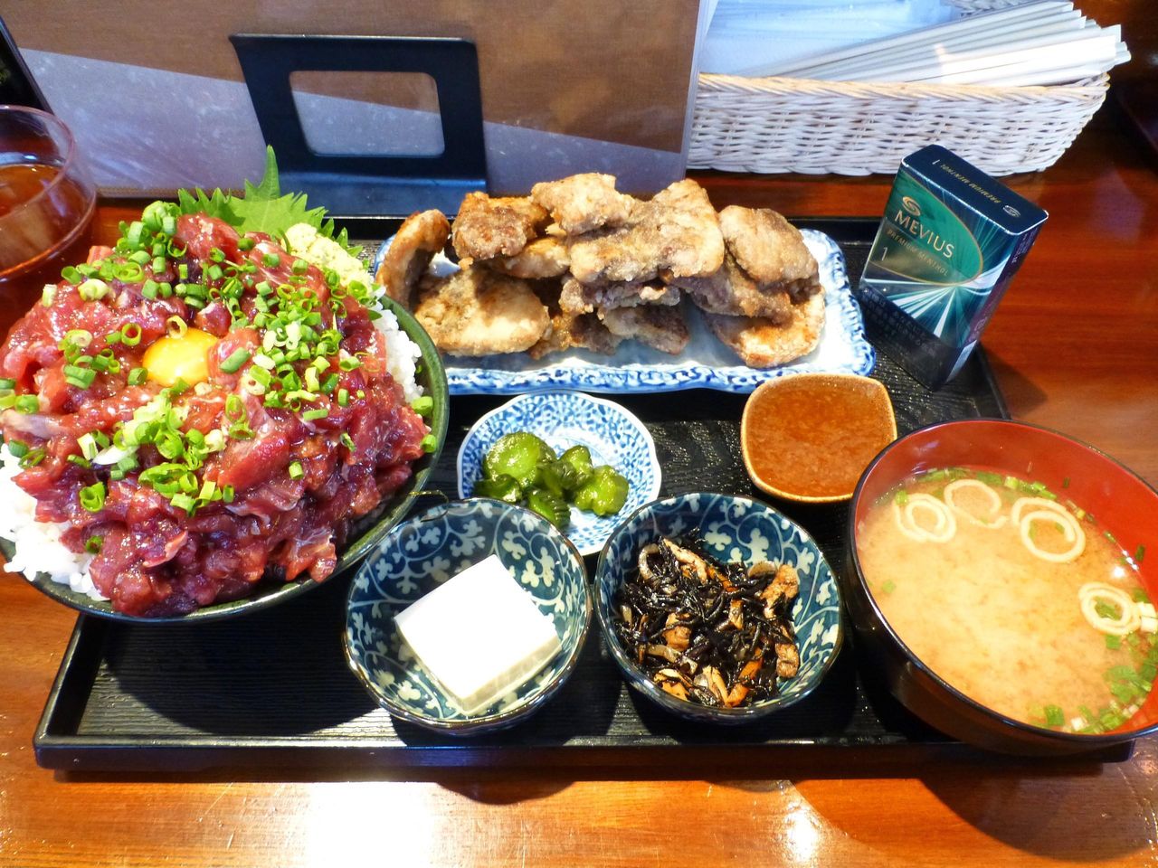 魚 菜 はざま
