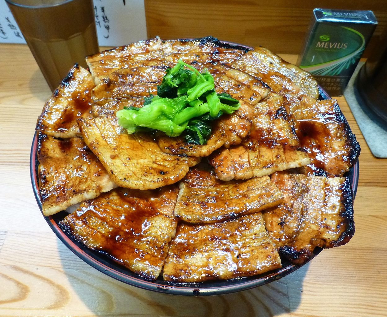 豚丼盛りさん、 □神保町の「豚大学」で、デカ盛り豚丼！ : gakudaiの週末はデカ