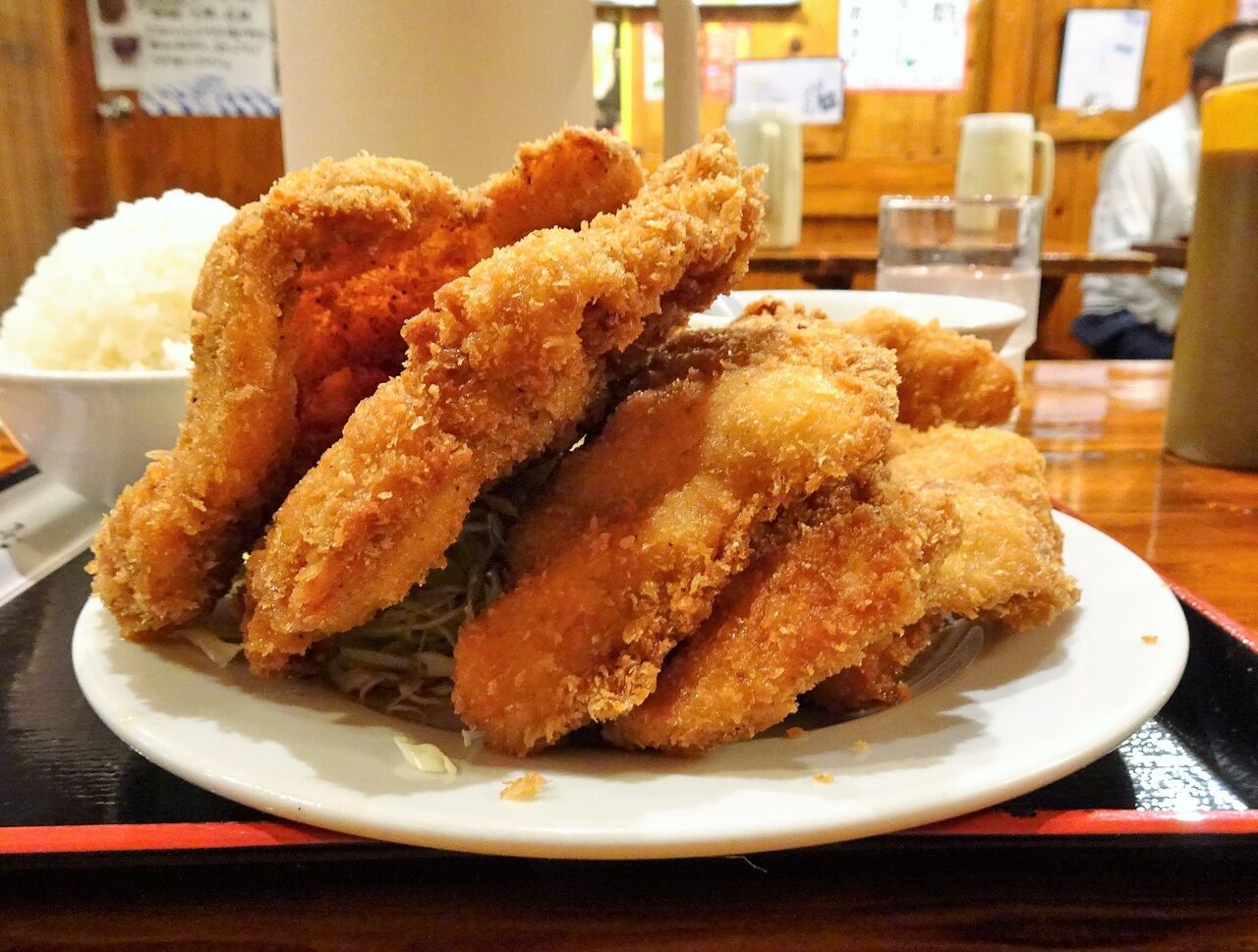 恵比寿の どんく で デカ盛りチキンカツ定食 Gakudaiの週末はデカ盛り