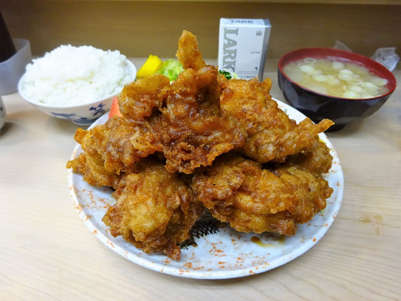 三角ダンベル　唐揚げ定食(大盛り) 三角ダンベル 唐揚げ定食(大盛り) 三角ダンベル 唐揚げ定食