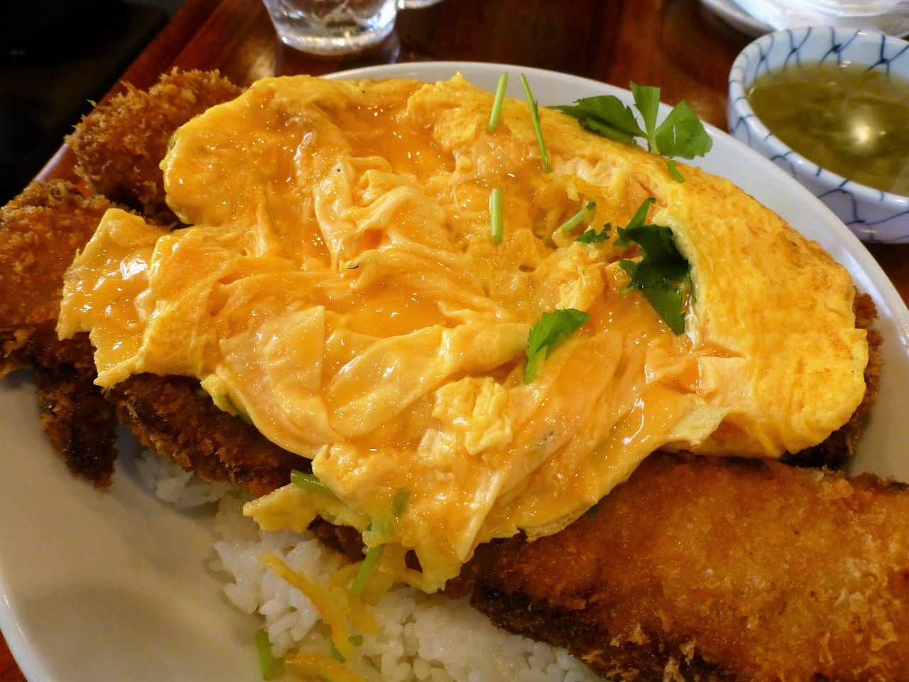 秋葉原の さま田 で デカ盛りダブル角煮かつ丼 Gakudaiの週末はデカ盛り