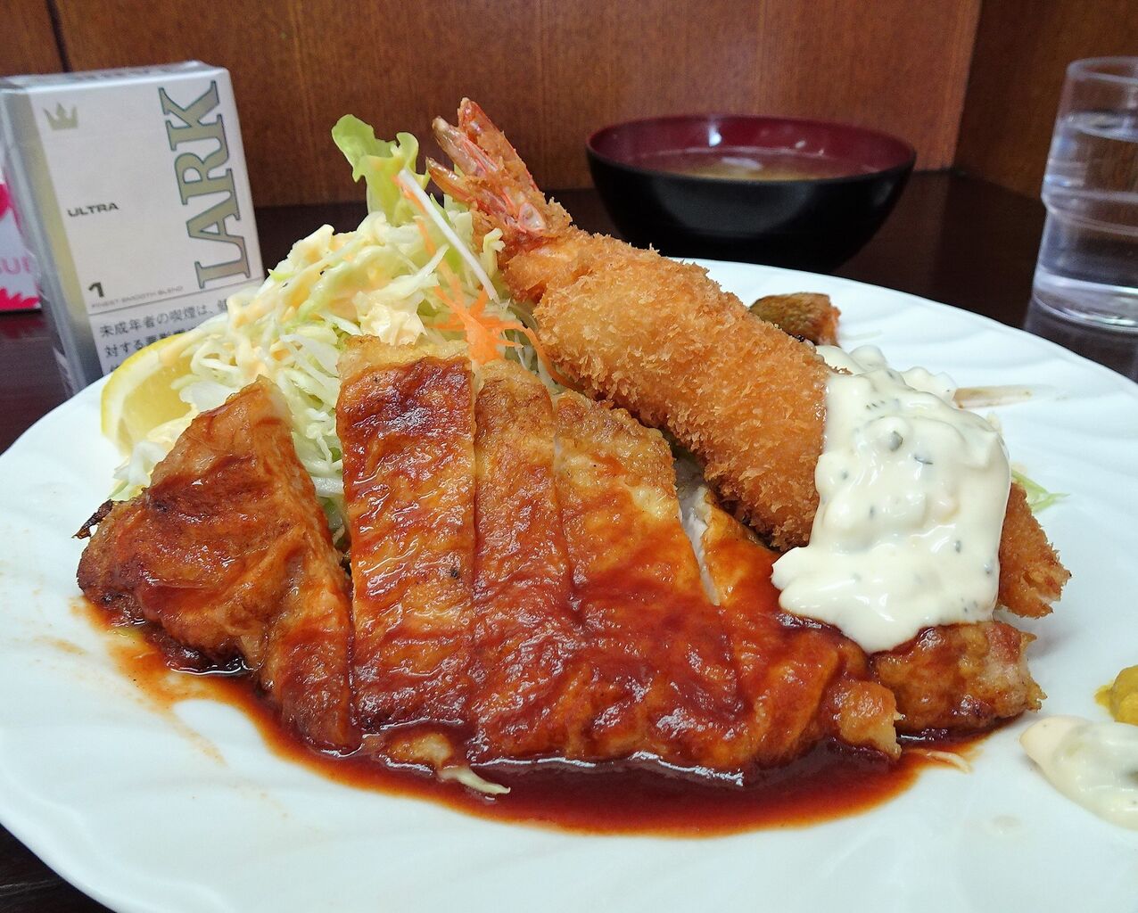 稲荷町の ベア で デカ盛りスペシャルランチ Gakudaiの週末はデカ盛り