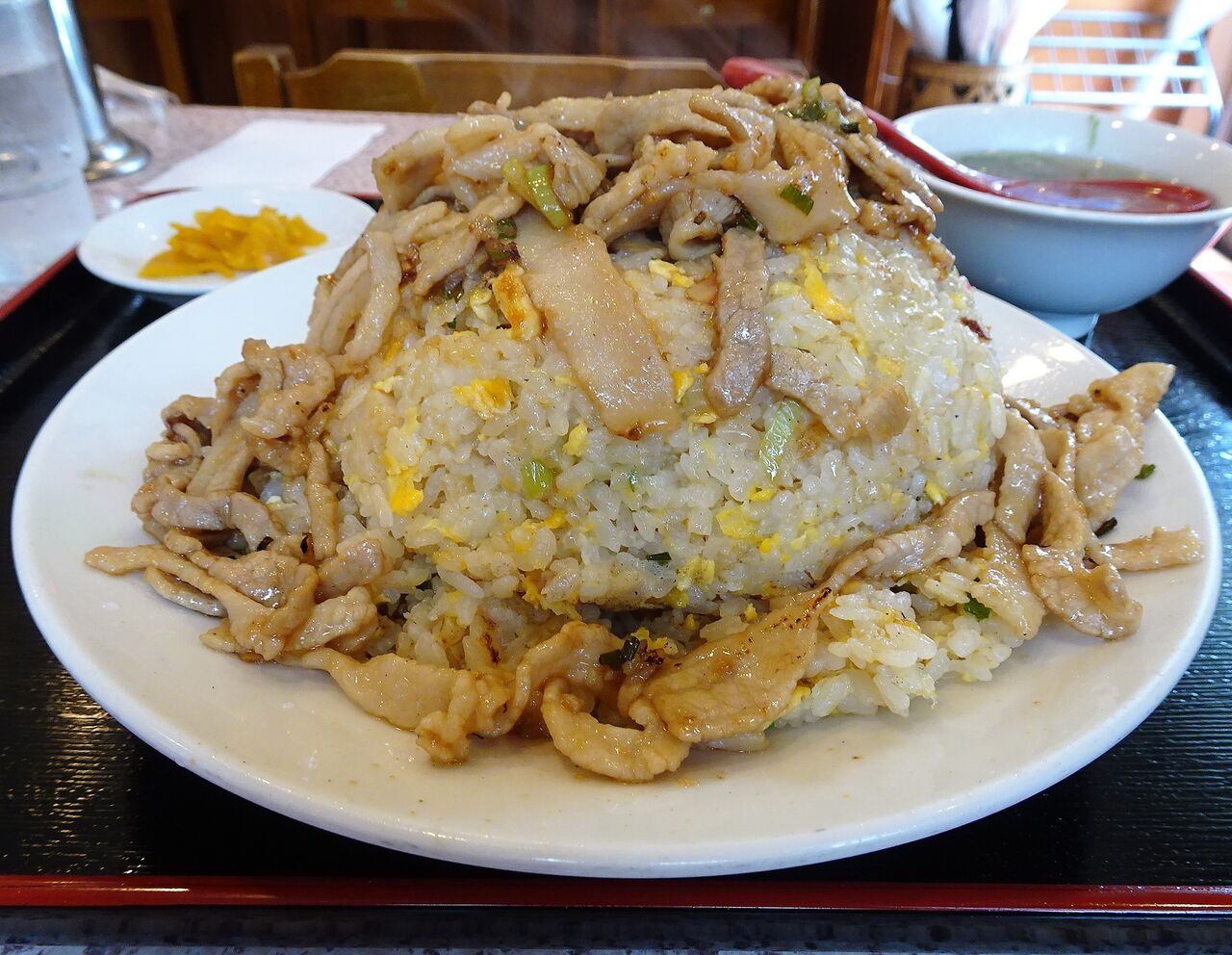 白楽の 泰平楽 で デカ盛り肉チャーハン Gakudaiの週末はデカ盛り
