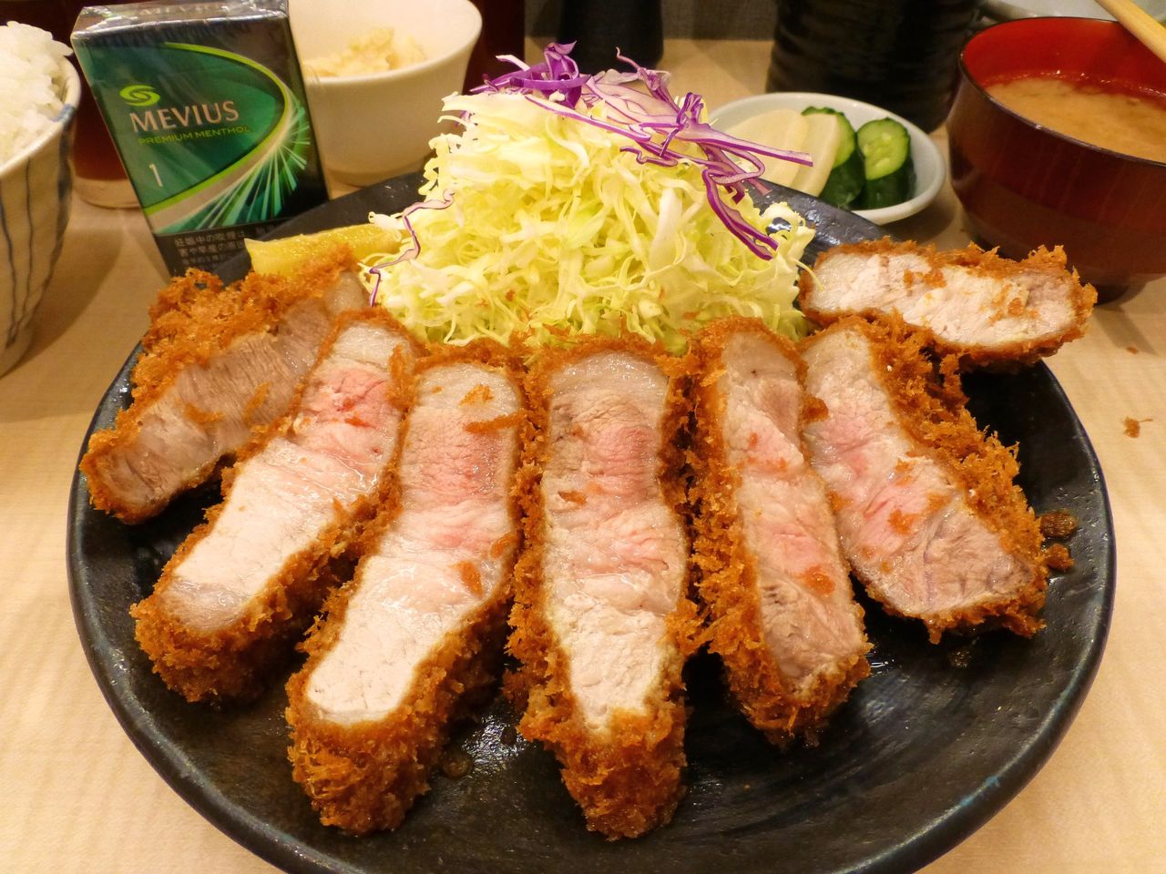 日吉の とんかつ和栗 で デカ盛り特上ロースかつ定食 Gakudaiの週末はデカ盛り 日吉の とんかつ和栗 で デカ盛り特上ロースかつ定食 Gakudaiの週末はデカ盛り